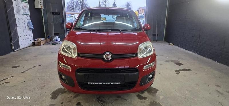 Gebraucht Fiat Panda Lounge 86 PS (63 kW) 2014 Rot Kleinwagen