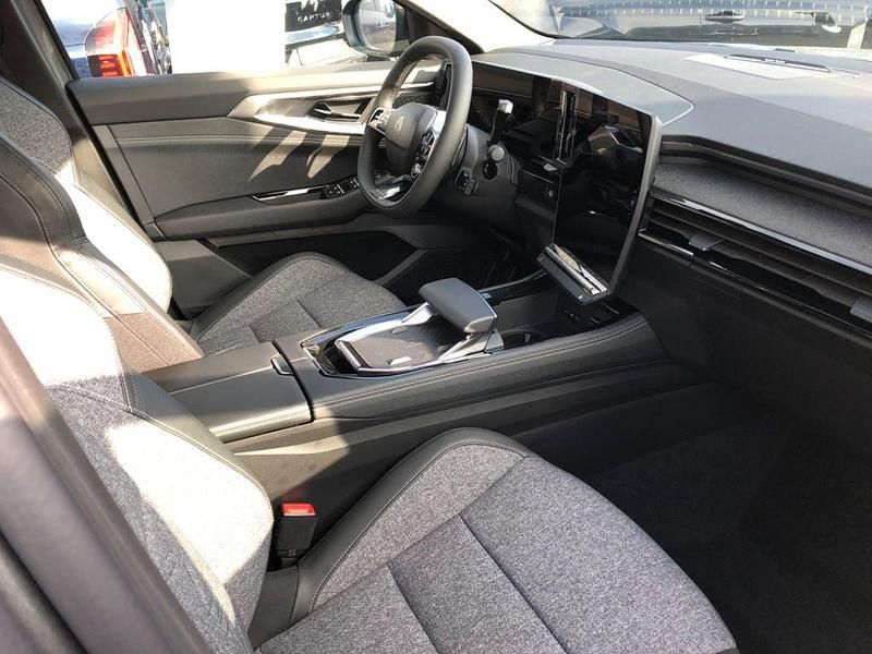 Neu Renault Rafale Techno 131 PS (96 kW) 2025 Dolomit grau SUV