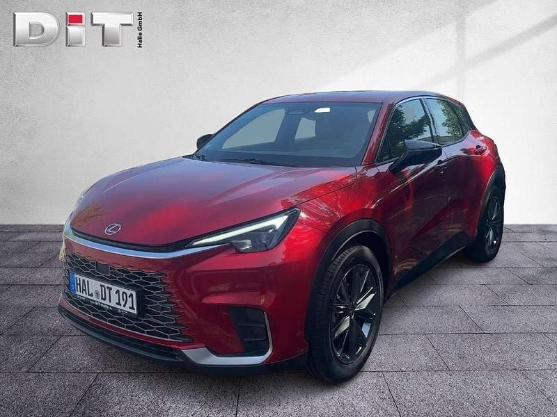 Karminarot metallic Gebraucht 2025 Lexus LBX SUV | 32.990 € (Fairer Preis) - Bild 1/4