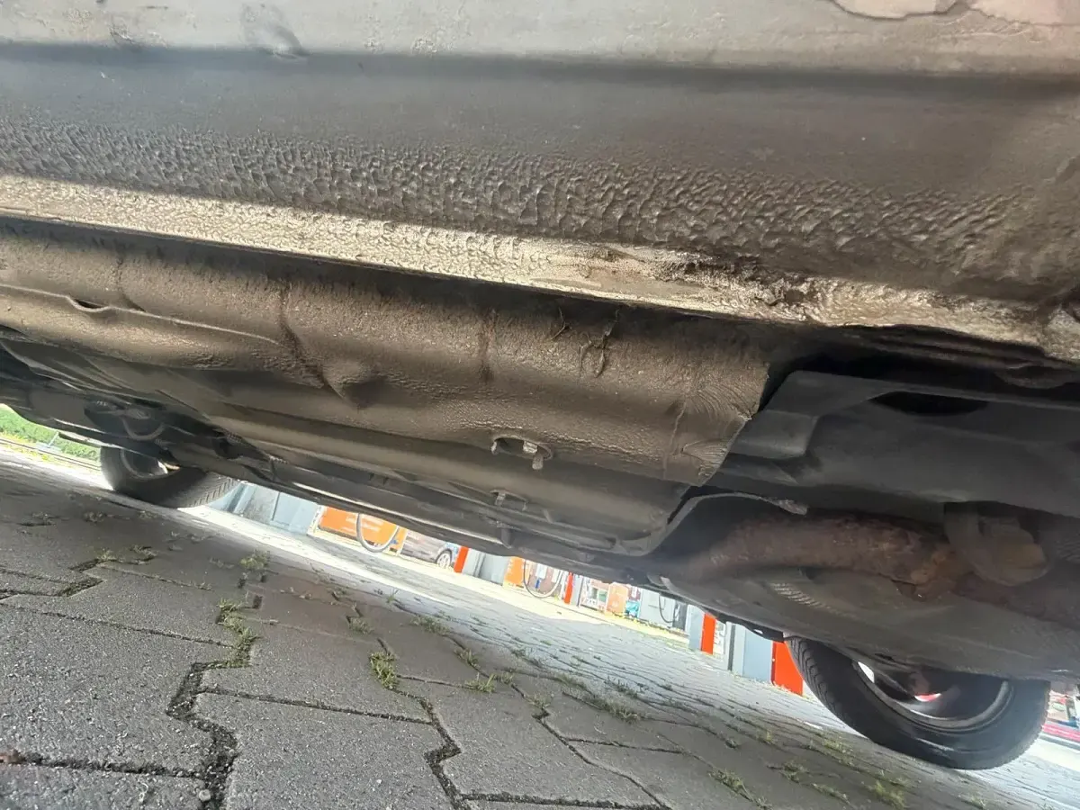 Gebraucht Ford Mondeo 145 PS (106 kW) 2002 Silber Limousine