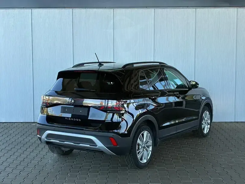 Gebraucht VW T-Cross Life 116 PS (85 kW) 2025 Deep black perleffekt SUV