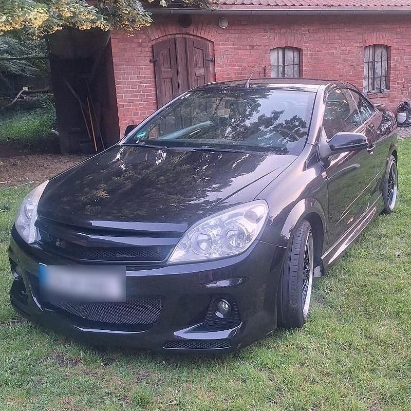 Gebraucht Opel Astra Cabriolet 200 PS (147 kW) 2007 Schwarz Cabrio