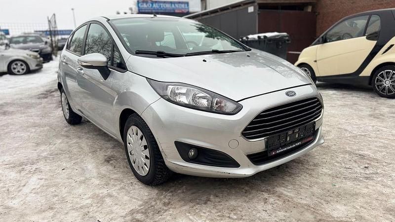 Gebraucht Ford Fiesta SYNC Edition 95 PS (69 kW) 2013 Grau Kleinwagen