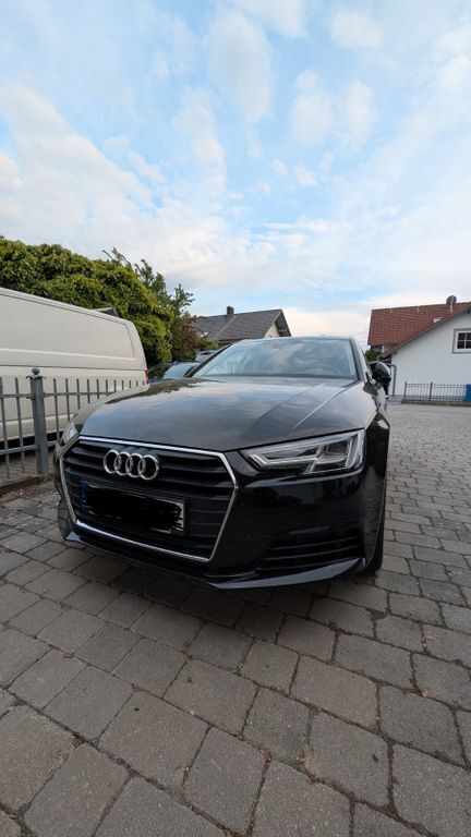 Schwarz Gebraucht 2017 Audi A4 Design Kombi | 16.999 € (Guter Preis) - Bild 1/4