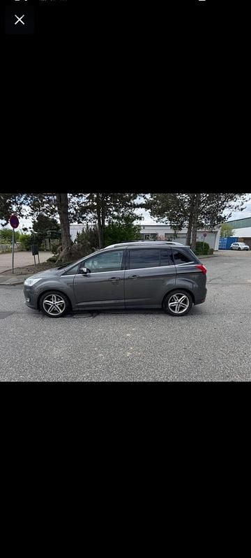 Grau Gebraucht 2015 Ford Grand C-Max Van / Kleinbus | 14.000 € - Bild 1/4