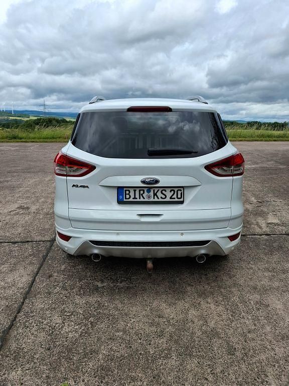 Gebraucht Ford Kuga SYNC Edition 150 PS (110 kW) 2015 Weiß SUV