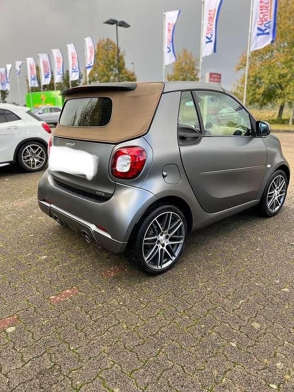 Gebraucht 2017 Smart ForTwo Cabrio Brabus Cabrio | 25.000 € - Bild 1/4