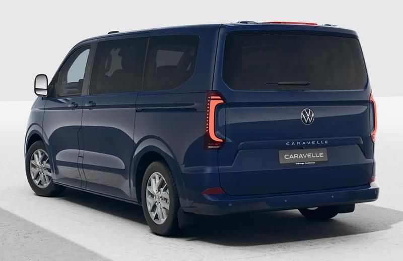 Neu VW T7 Style 150 PS (110 kW) 2026 Dark indigo blue Van