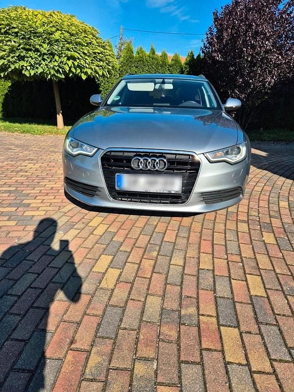 Grau Gebraucht 2013 Audi A6 Kombi | 8.499 € (Superpreis) - Bild 1/4