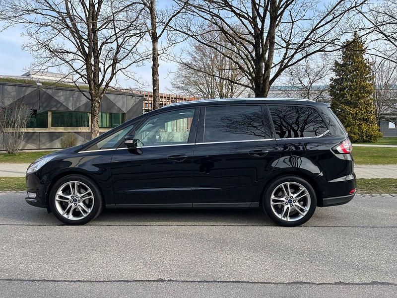 Gebraucht Ford Galaxy Titanium 209 PS (153 kW) 2016 Schwarz Van / Kleinbus