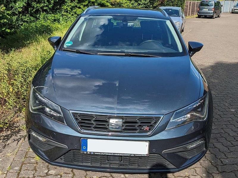 Grau Gebraucht 2019 Seat Leon ST FR Kombi | 13.000 € (Superpreis) - Bild 1/4