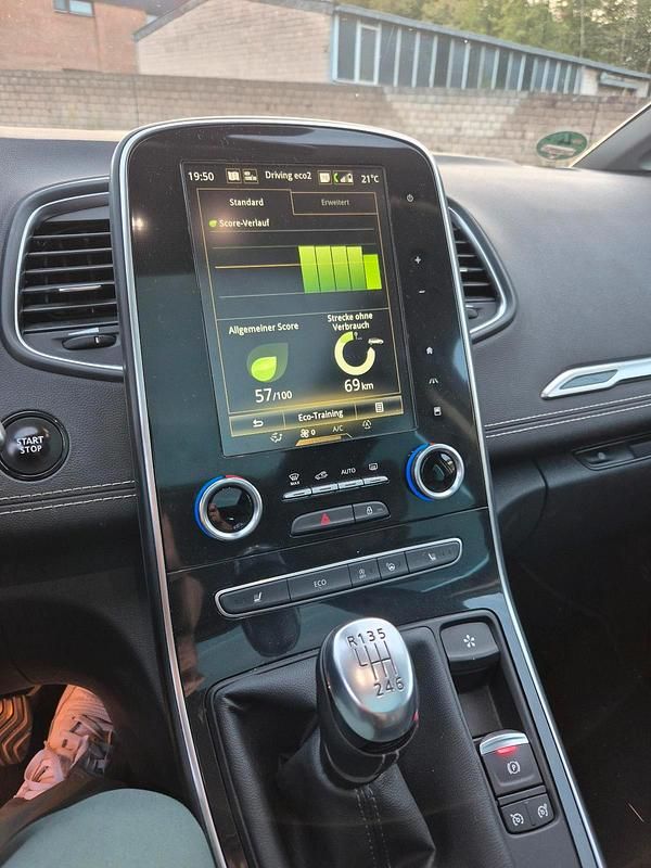 Weiß Gebraucht 2018 Renault Alaskan Abholung | 9.900 € - Bild 1/4