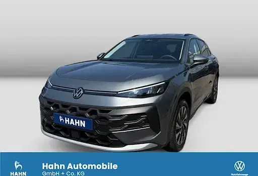 Neu VW T-Roc R-line 150 PS (110 kW) 2026 Wolf grey metallic SUV