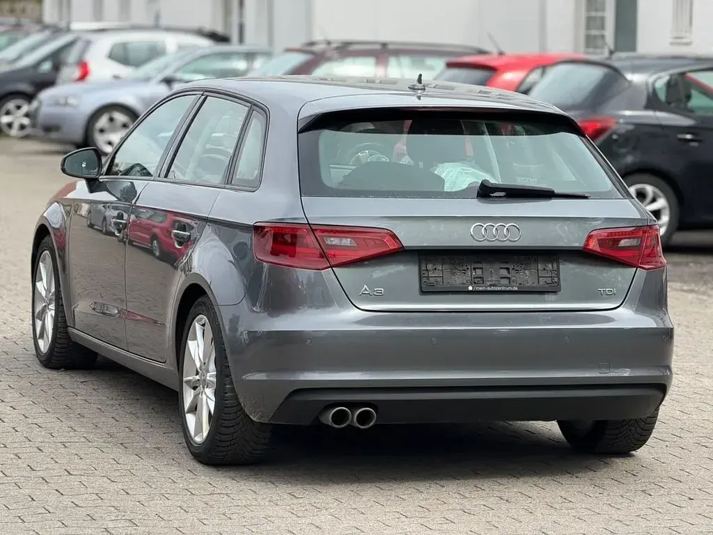 Używany Audi A3 Ambition 150 KM (110 kW) 2015 Szary Sedan/Limuzyna