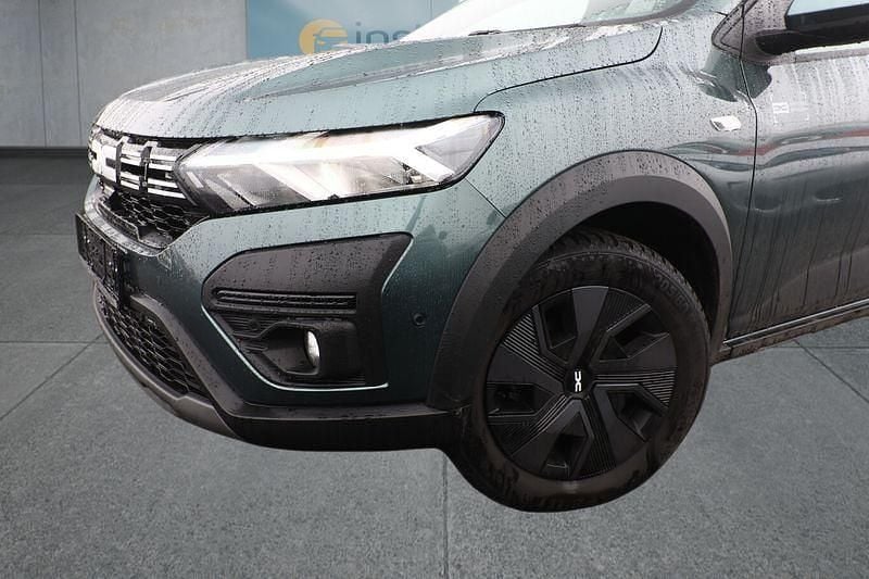 Grün Gebraucht 2024 Dacia Jogger Van / Kleinbus | 19.599 € (Guter Preis) - Bild 1/4