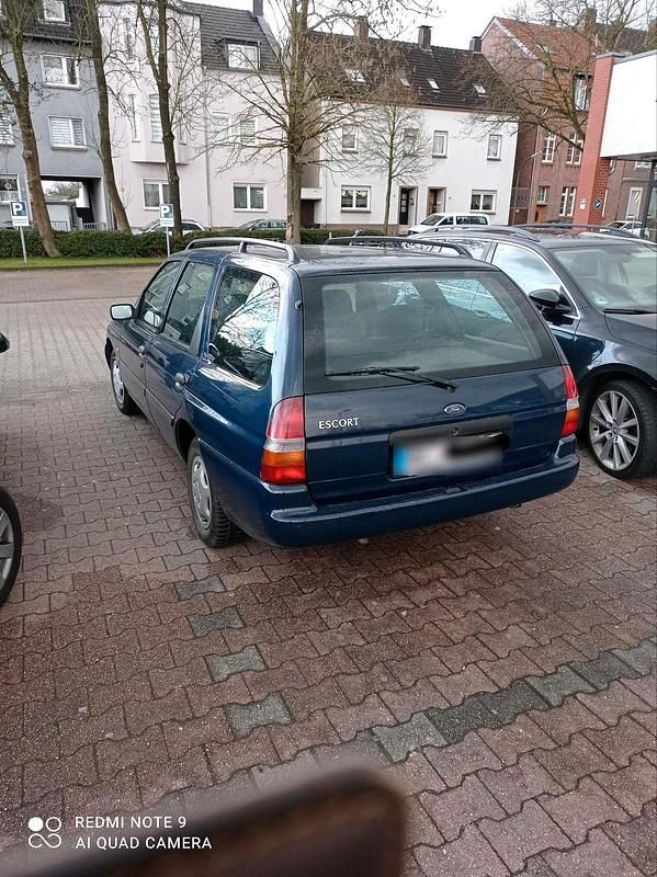 Gebraucht Ford Escort 75 PS (55 kW) 1995 Blau Kombi