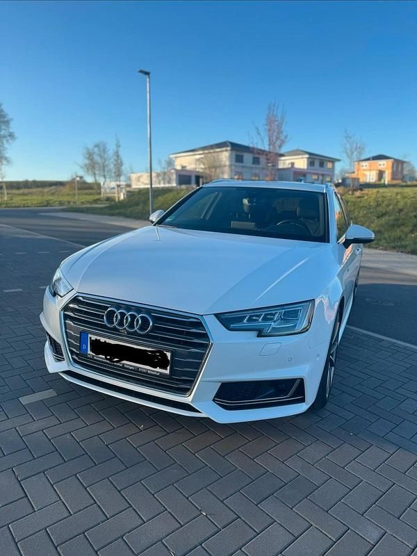 Gebraucht Audi A4 S-Line 190 PS (139 kW) 2015 Weiß Kombi