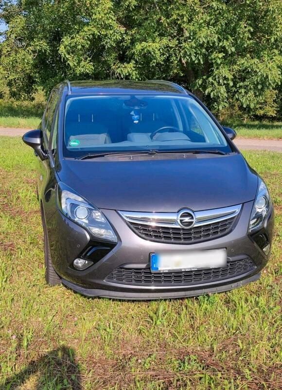 Grau Gebraucht 2012 Opel Zafira Van / Kleinbus | 5.600 € (Fairer Preis) - Bild 1/4