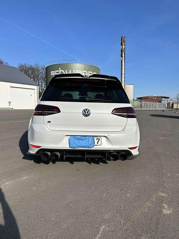 Gebraucht VW Golf R 300 PS (220 kW) 2014 Limousine