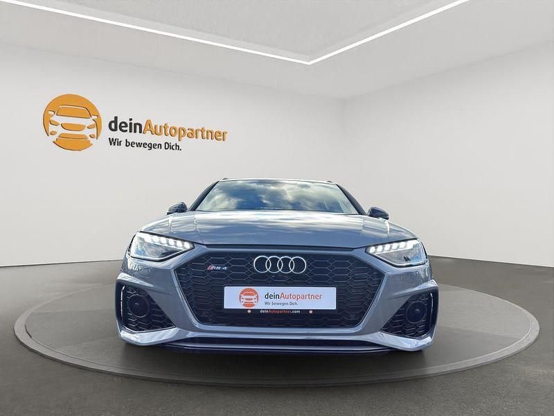Gebraucht Audi RS4 Ambiente 450 PS (330 kW) 2024 Nardograu Kombi