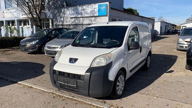 Weiß Gebraucht 2012 Peugeot Bipper Avantage Van | 4.400 € (Teuer) - Bild 1/4