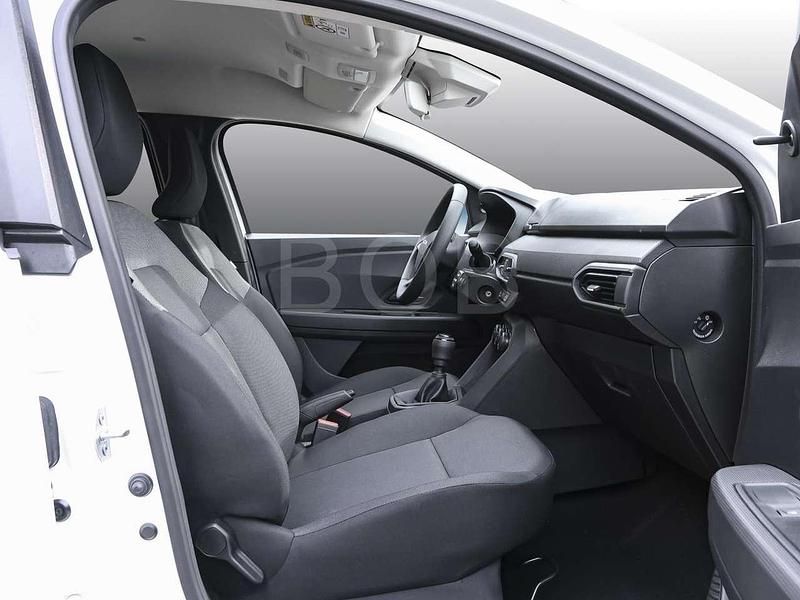 Gebraucht Dacia Jogger Essentiel 101 PS (74 kW) 2025 Weiß Van / Kleinbus