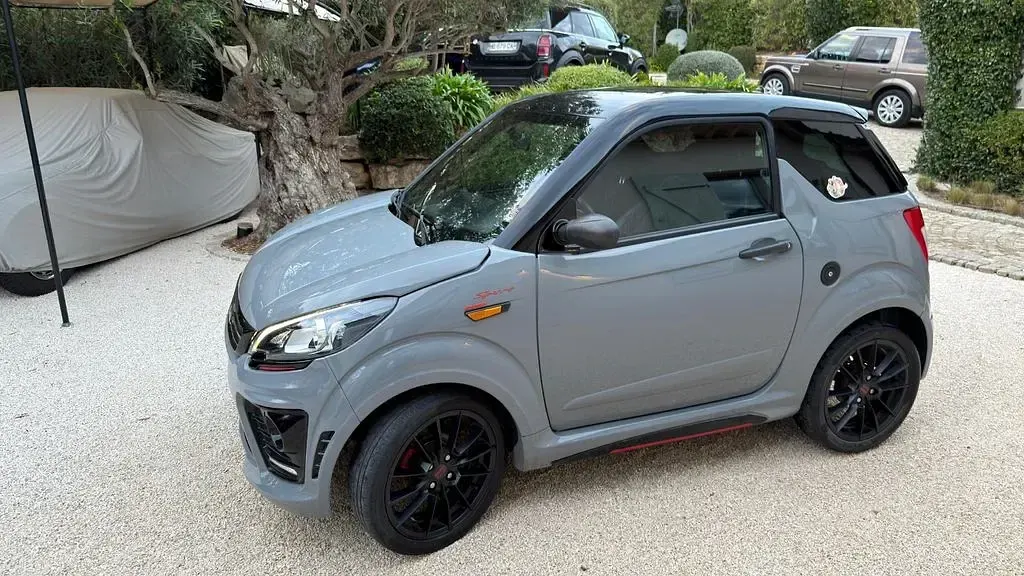 Gebraucht Ligier JS50 2022 Grau Kleinwagen