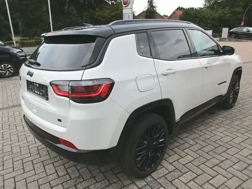 Gebraucht Jeep Compass 241 PS (177 kW) 2024 Weiß SUV