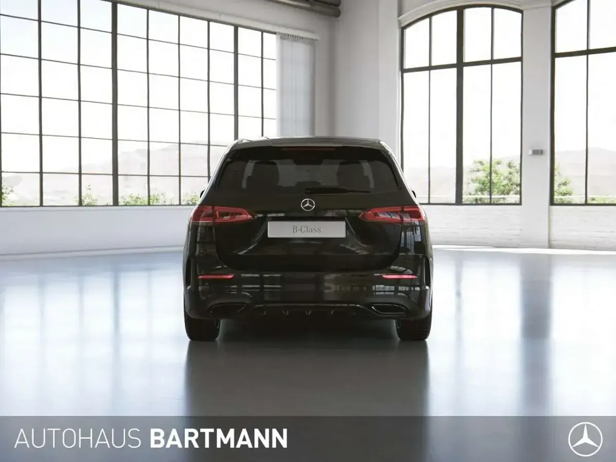 Gebraucht Mercedes B250e AMG 218 PS (160 kW) 2021 Unilack nachtschwarz Van / Kleinbus