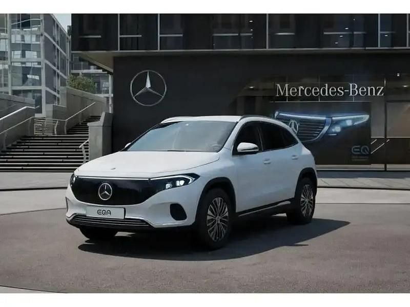 Gebraucht Mercedes EQA300 Progressive 167 kW (228 PS) 2025 Weiss polarweiß SUV