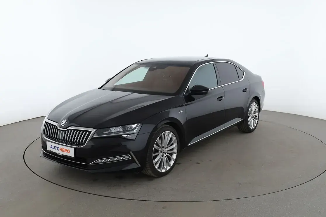 Gebraucht Skoda Superb LAURIN & KLEMENT 190 PS (139 kW) 2020 Limousine