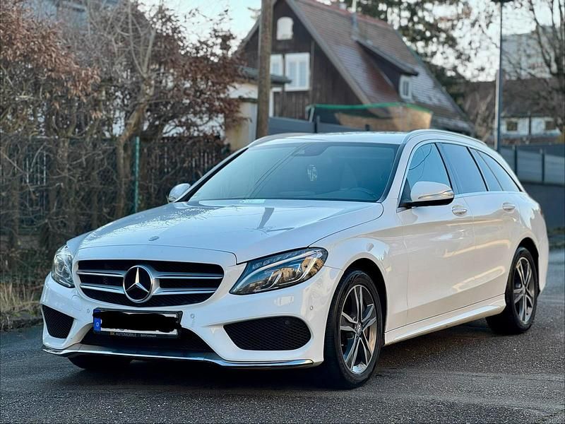 Weiß Gebraucht 2014 Mercedes C250 AMG line Kombi | 13.900 € (Guter Preis) - Bild 1/4