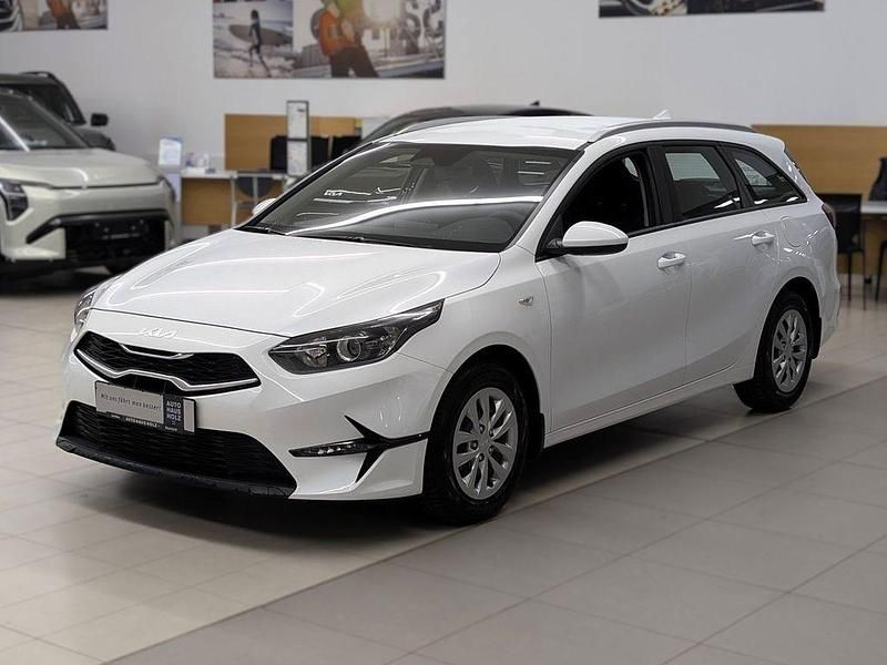 Neu Kia Ceed Sportswagon Vision 140 PS (102 kW) 2025 Weiß Kombi