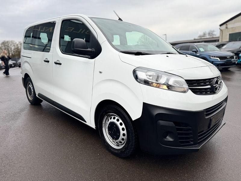 Gebraucht Opel Vivaro 102 PS (75 kW) 2020 Weiß Van / Kleinbus
