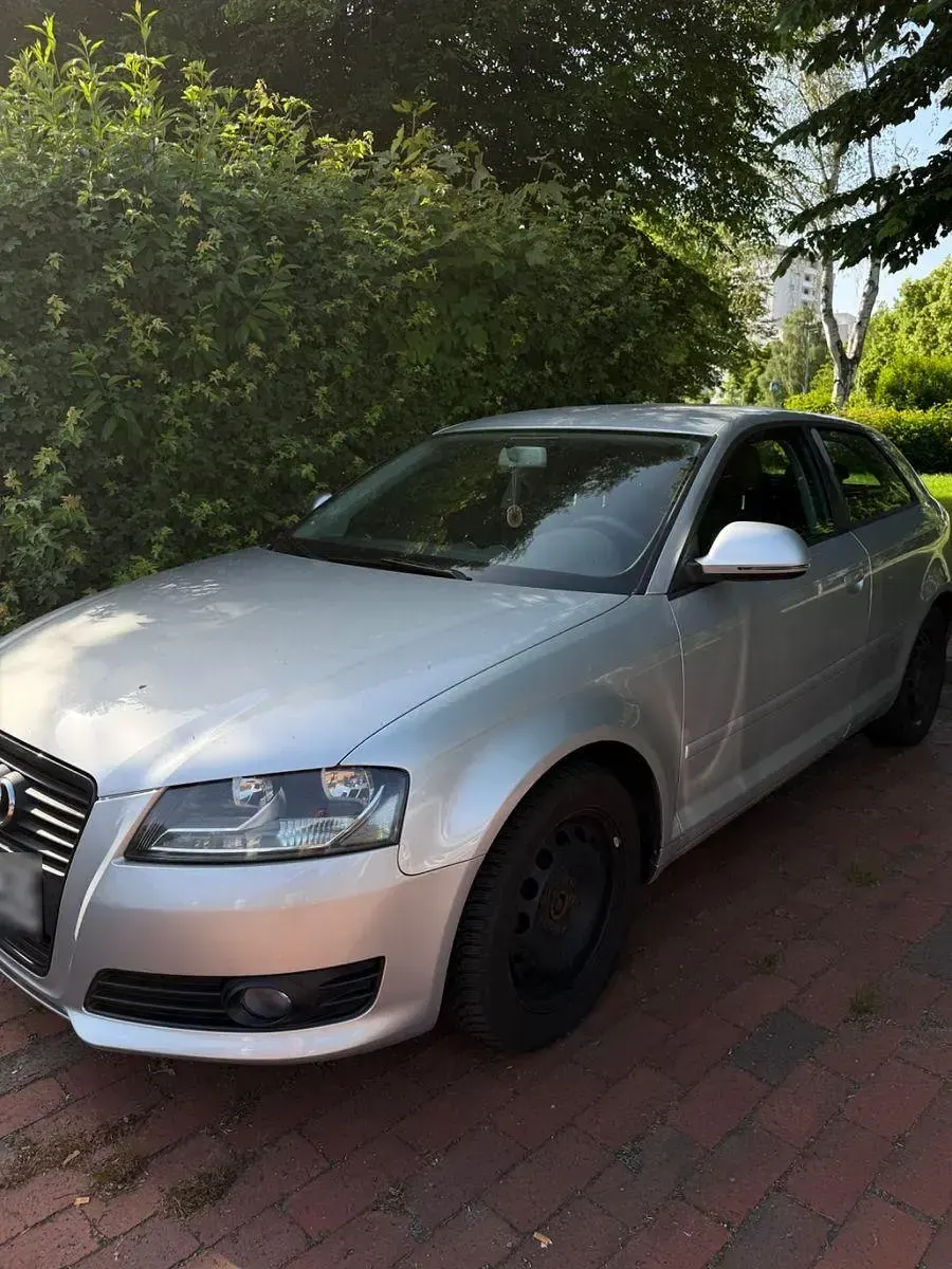 Gebraucht Audi A3 Ambiente 105 PS (77 kW) 2009 Silber Kleinwagen