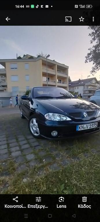 Grau Gebraucht 2000 Renault Mégane Cabriolet Expression Cabrio | 1.450 € (Guter Preis) - Bild 1/4