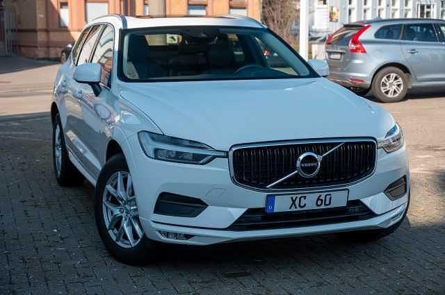 Gebraucht Volvo XC60 145 PS (106 kW) 2020 SUV