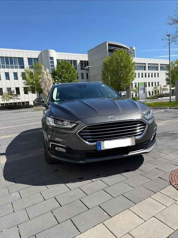Gebraucht Ford Mondeo Titanium 190 PS (139 kW) 2019 Grau Limousine