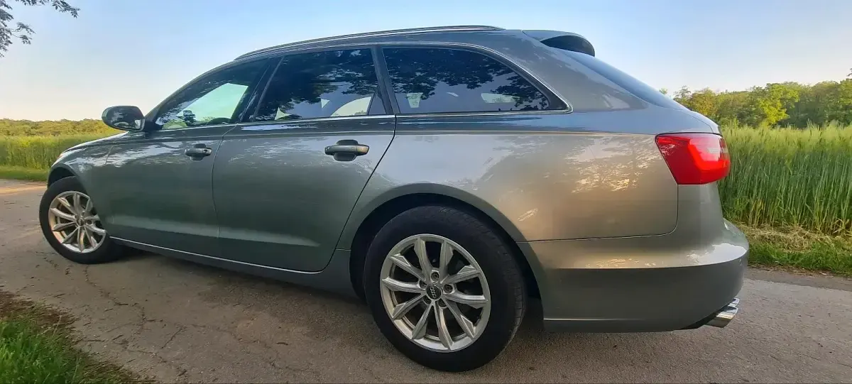 Gebraucht Audi A6 177 PS (130 kW) 2012 Andere farben Kombi
