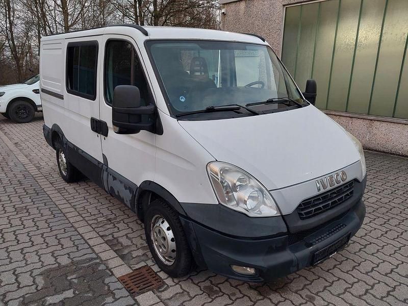 Gebraucht Iveco Daily 145 PS (106 kW) 2013 Weiß Van / Kleinbus