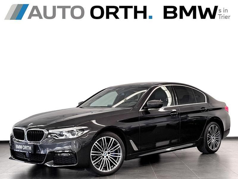Grau Gebraucht 2020 BMW 530 M Sport Limousine | 43.900 € (Teuer) - Bild 1/4