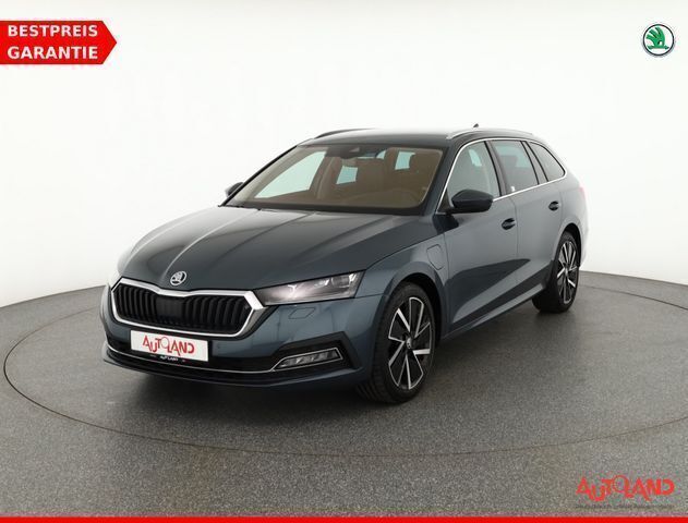 Grau Gebraucht 2021 Skoda Octavia Style Kombi | 25.950 € (Etwas zu teuer) - Bild 1/4