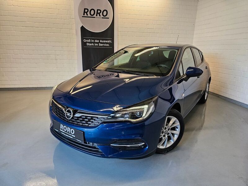 Blau Gebraucht 2019 Opel Astra Limousine | 11.750 € (Fairer Preis) - Bild 1/4