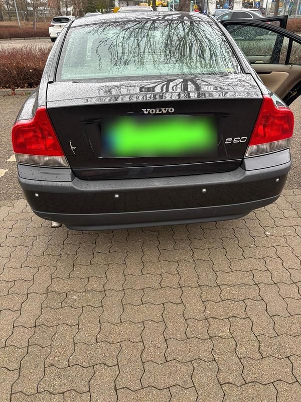 Gebraucht Volvo S60 163 PS (119 kW) 2003 Schwarz Limousine