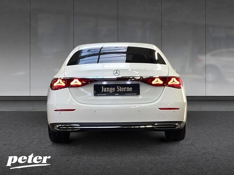 Gebraucht Mercedes E200 Advanced 204 PS (150 kW) 2024 Unilack polarweiß Limousine