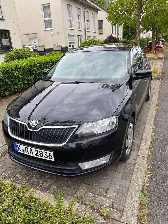 Schwarz Gebraucht 2014 Skoda Rapid Ambition Limousine | 6.800 € (Fairer Preis) - Bild 1/4