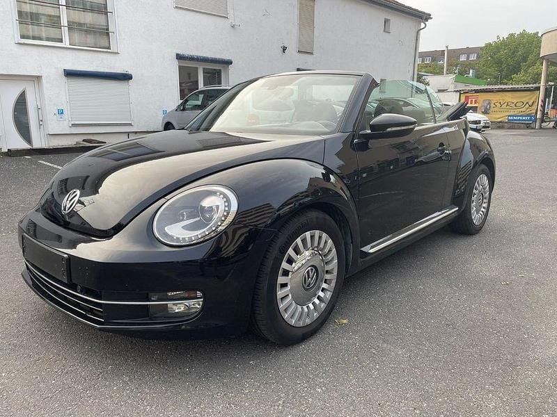 Deep black perleffekt Gebraucht 2016 VW Beetle Design Cabrio | 11.450 € (Fairer Preis) - Bild 1/4
