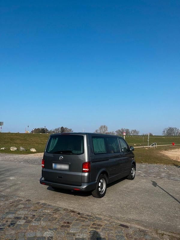 Gebraucht VW T5 179 PS (131 kW) 2010 Grau Van
