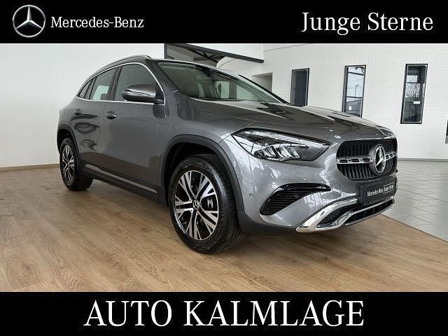 Gebraucht Mercedes GLA200 Progressive 163 PS (119 kW) 2025 Grau SUV