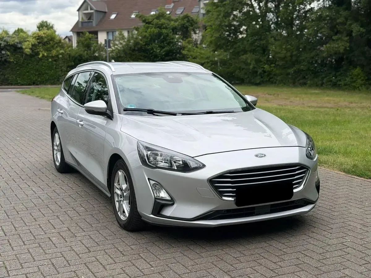 Gebraucht Ford Focus Titanium X 120 PS (88 kW) 2020 Silber Kombi